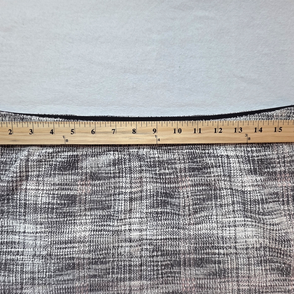 Max Studio Women's Black & White Skirt Size Large - Picture 7 of 7